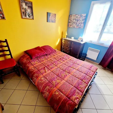 Cozy 2 Bedroom House