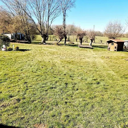 Holiday home Cozy 2 Bedroom House Sars-Poteries